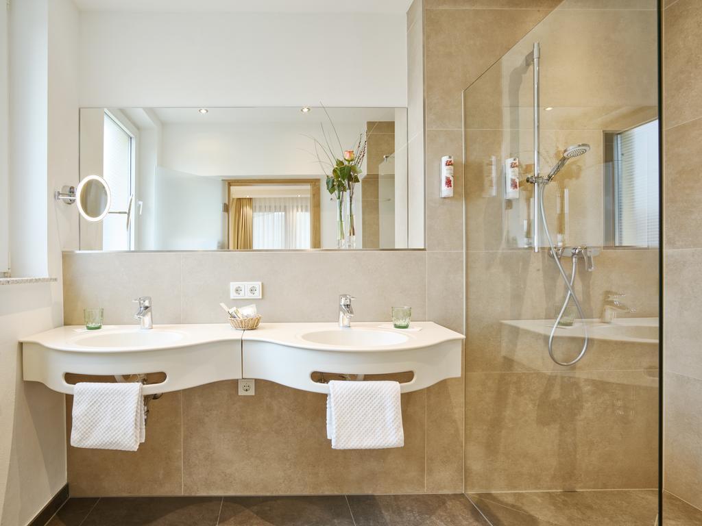 Hotel Weis Mertesdorf Εξωτερικό φωτογραφία